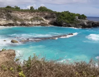 Nusa Lembongan, Pesona Pulau Tersembunyi di Bali yang Memikat Hati