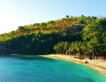 Pantai Crystal Bay, Keindahan Eksotis di Pulau Nusa Penida yang Mengagumkan