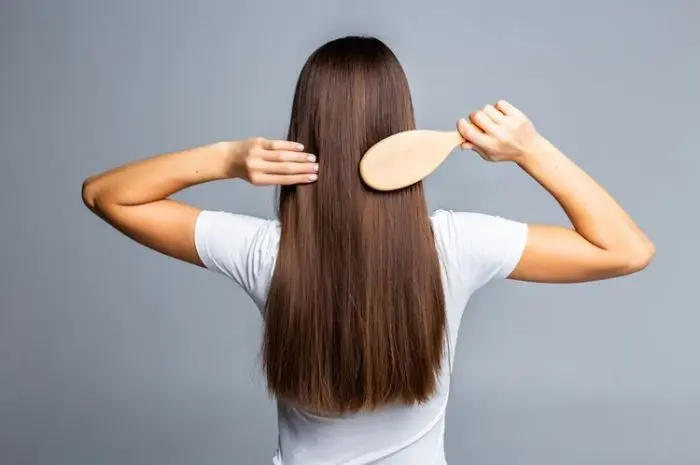 7 Tips Menjaga Kesehatan dan Kecantikan Rambut Panjang